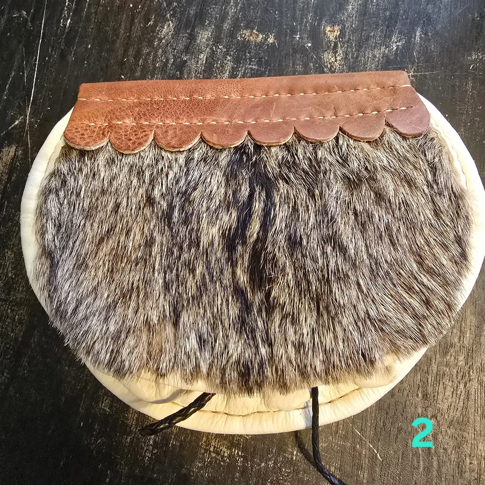 Leather Sporran With Fur And Leather Beltloops